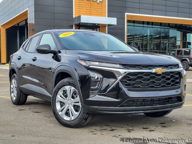 2025 Chevrolet Trax LS FWD