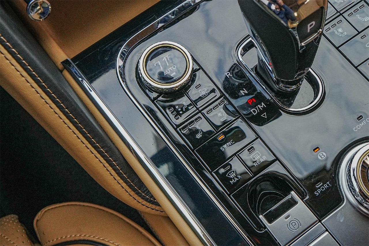 Used Car 2021 Bentley Flying Spur  V8 For Sale Under $150,000 In Austin, Texas