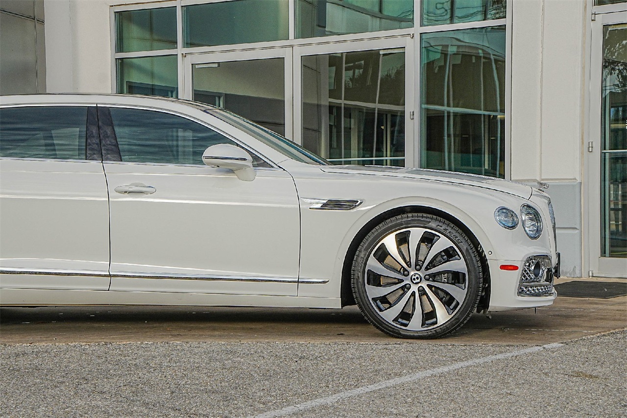 Used Car 2021 Bentley Flying Spur  V8 For Sale Under $150,000 In Austin, Texas