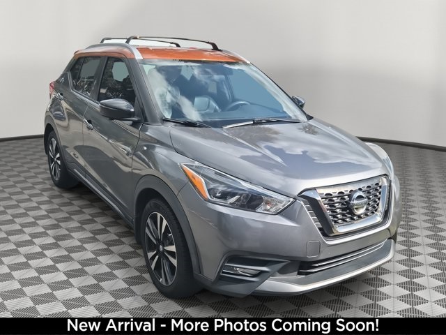 2019 Nissan Kicks SR