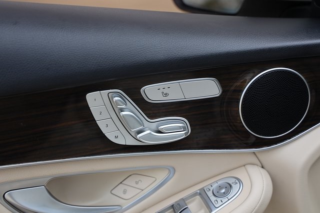 2022 Mercedes-Benz GLC GLC 300 White at River Oaks CDJR