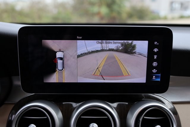 2022 Mercedes-Benz GLC GLC 300 White at River Oaks CDJR