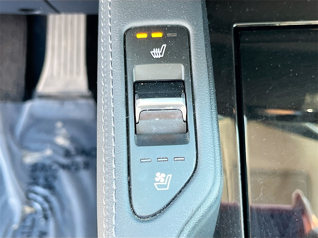 2022 Kia Telluride EX Silver at Shottenkirk Kia Fort Bend