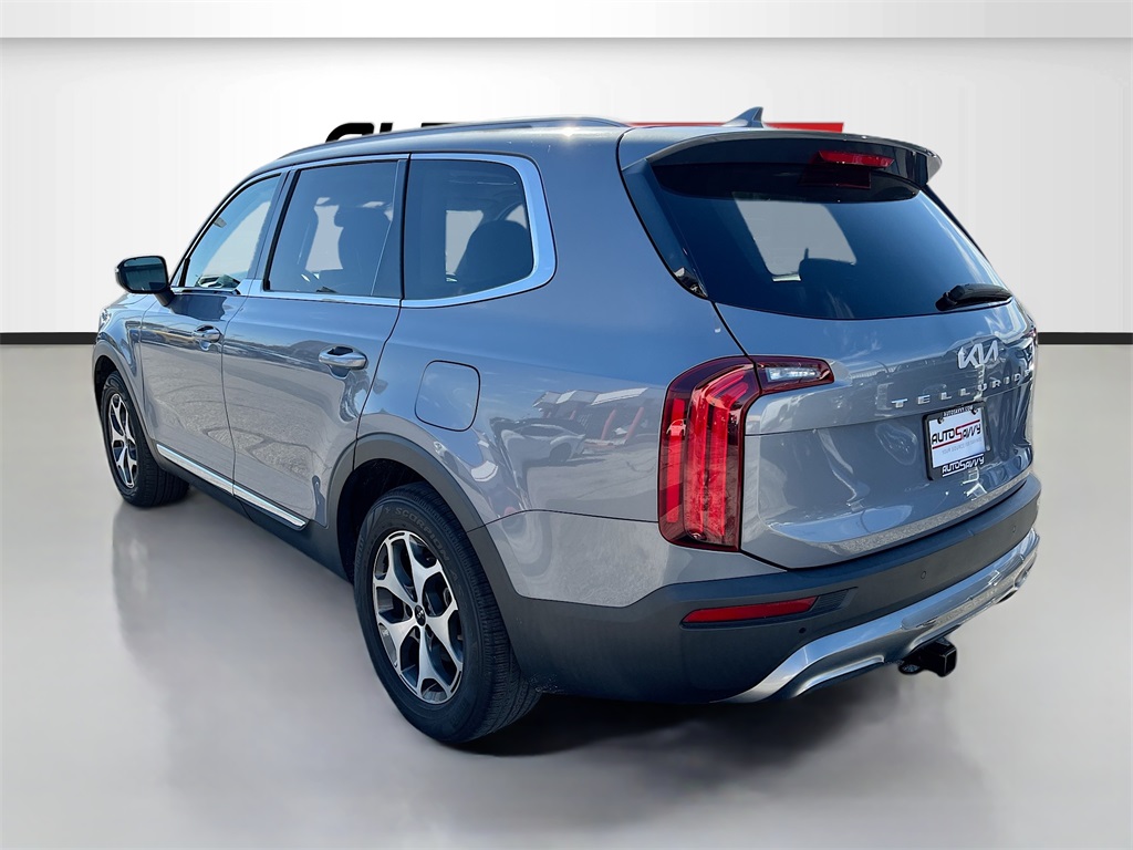 2022 Kia Telluride EX Silver at Shottenkirk Kia Fort Bend