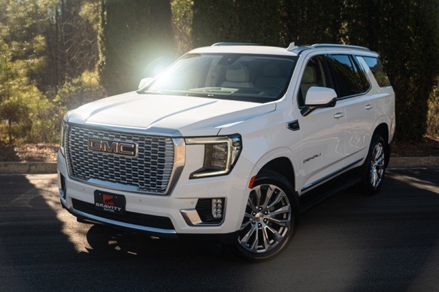 2023 GMC Yukon Denali 4WD