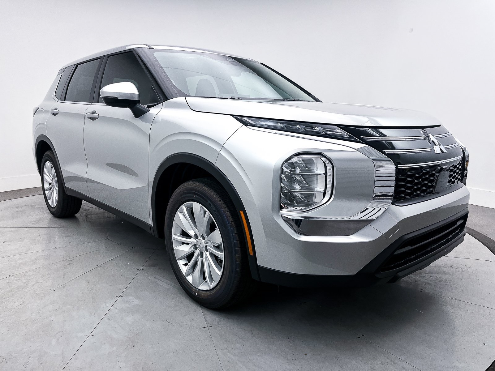 2025 Mitsubishi Outlander