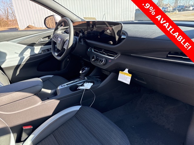 New 2025 Buick Envista For Sale in Jackson, MI