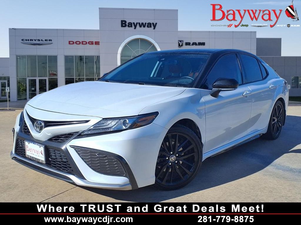 2021 Toyota Camry XSE White at Westside Lexus