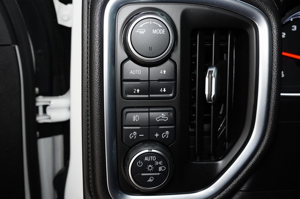 Used Car 2021 Chevrolet Silverado 1500  Lt Trail Boss For Sale Under $40,000 In Weatherford, Texas