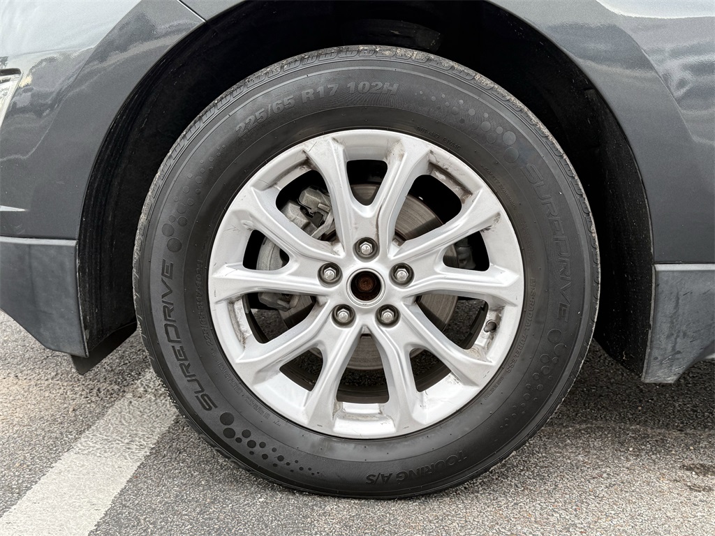 2020 Chevrolet Equinox LT Gray at DeMontrond Auto Country