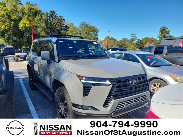 2024 Lexus GX Premium's photo