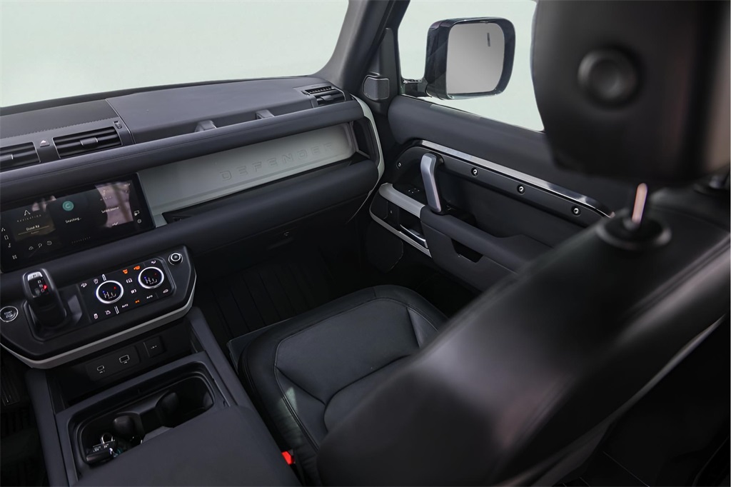 Used Car 2023 Land Rover Defender 110  X-dynamic Se For Sale Under $60,000 In Austin, Texas