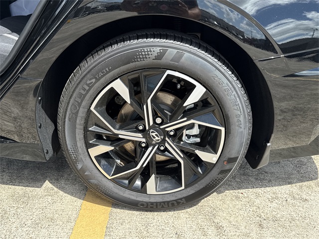 2025 Hyundai Sonata SEL Black at DeMontrond Gulf Freeway