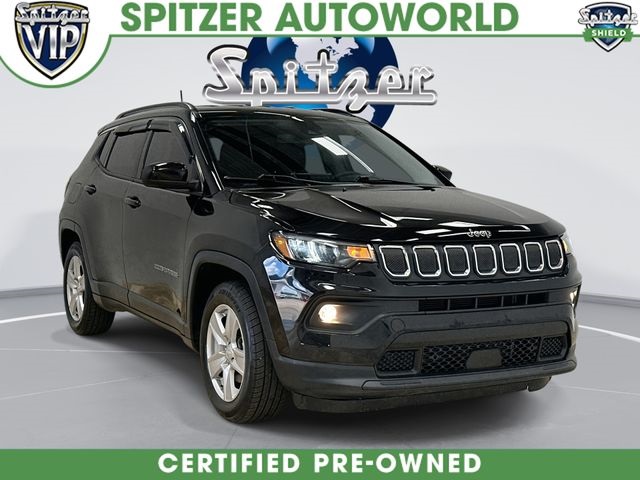 Diamond Black Crystal Pearlcoat 2022 Jeep Compass SUV / Crossover Front-Wheel Drive 6-Speed Automatic