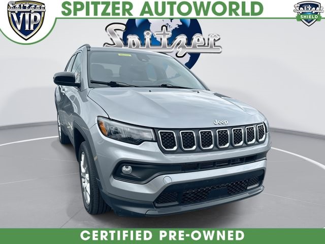 Billet Silver Metallic Clearcoat 2023 Jeep Compass SUV / Crossover Four-Wheel Drive 8-Speed Automatic