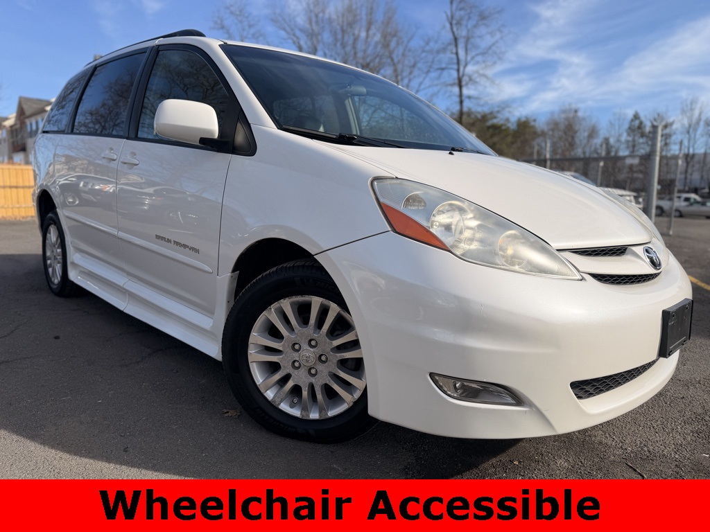 2009 Toyota Sienna XLE