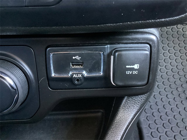 Used Car 2023 Jeep Renegade  Latitude For Sale Under $20,000 In San Antonio, Texas