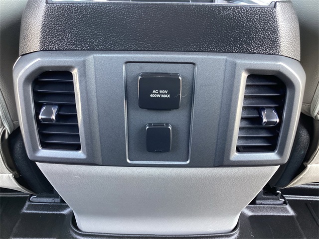 Used Car 2016 Ford F-150  Xlt For Sale Under $25,000 In San Antonio, Texas