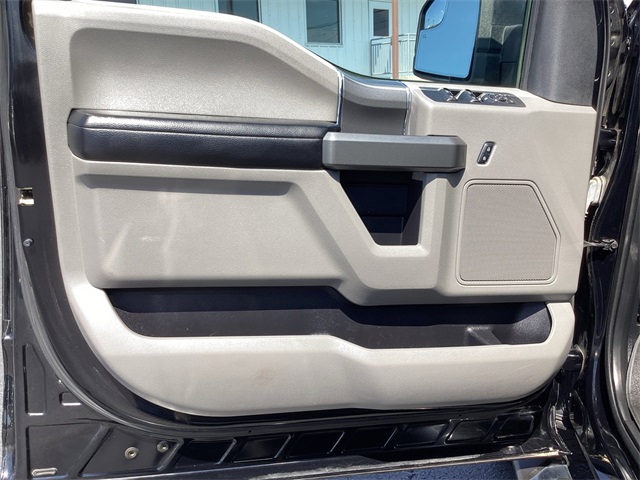 Used Car 2016 Ford F-150  Xlt For Sale Under $25,000 In San Antonio, Texas