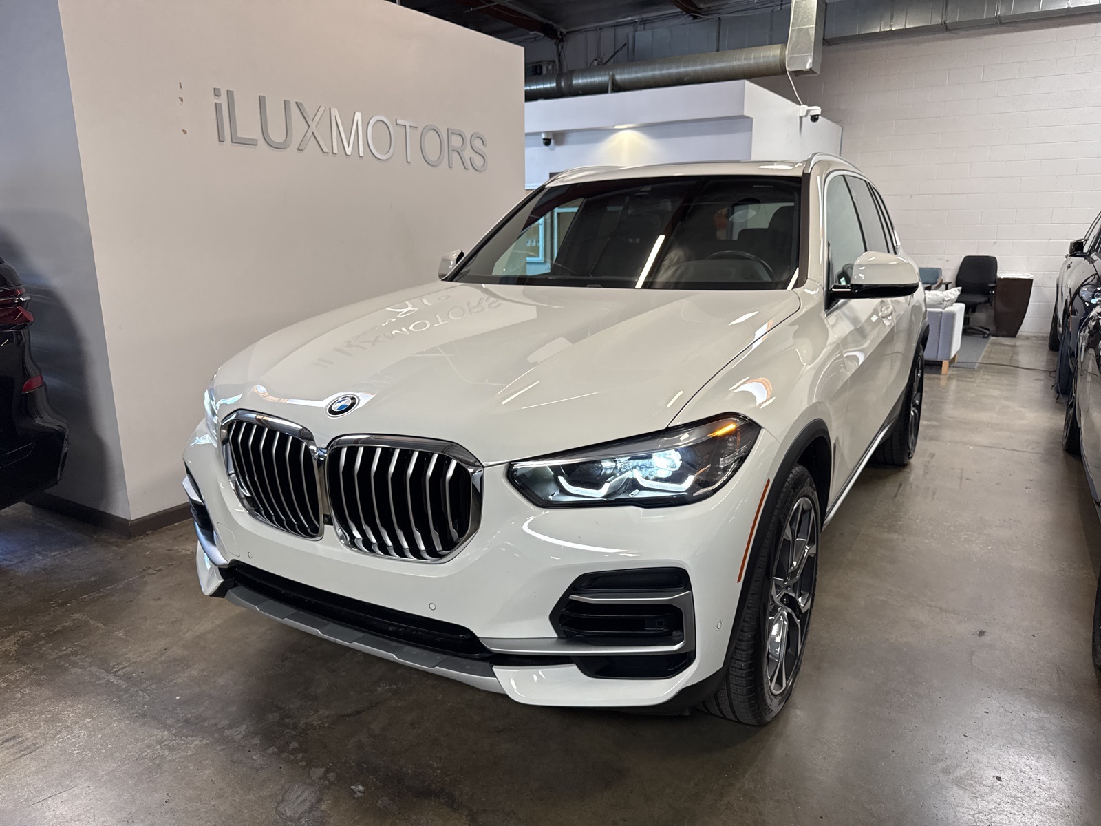 2023 BMW X5 sDrive40i RWD