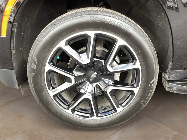 Used Car 2025 Chevrolet Suburban  Rst For Sale Under $70,000 In San Antonio, Texas