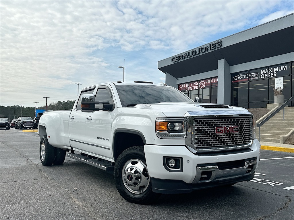 2017 GMC Sierra 3500HD Denali