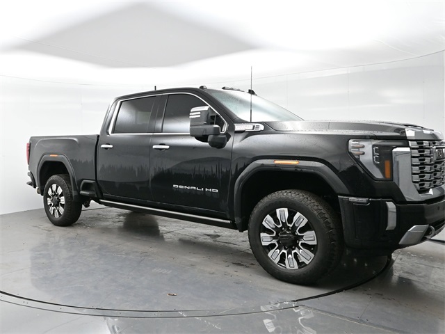 2024 GMC Sierra 2500HD Denali Crew Cab 4WD