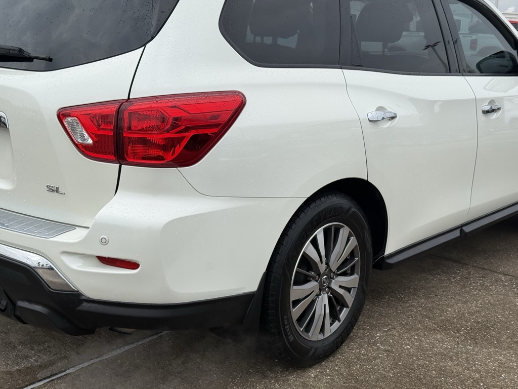2017 Nissan Pathfinder SL White at Baytown Hyundai