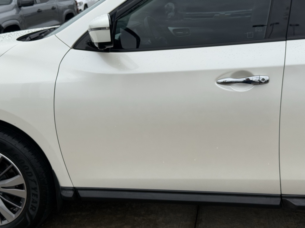 2017 Nissan Pathfinder SL White at Baytown Hyundai