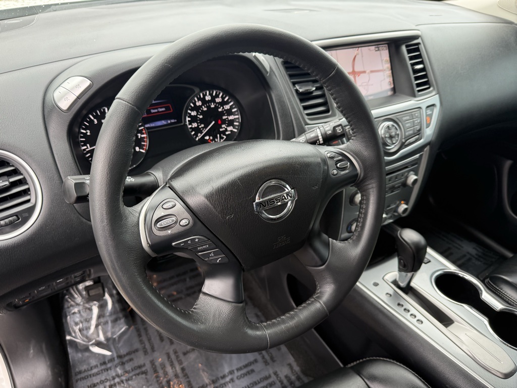 2017 Nissan Pathfinder SL White at Baytown Hyundai