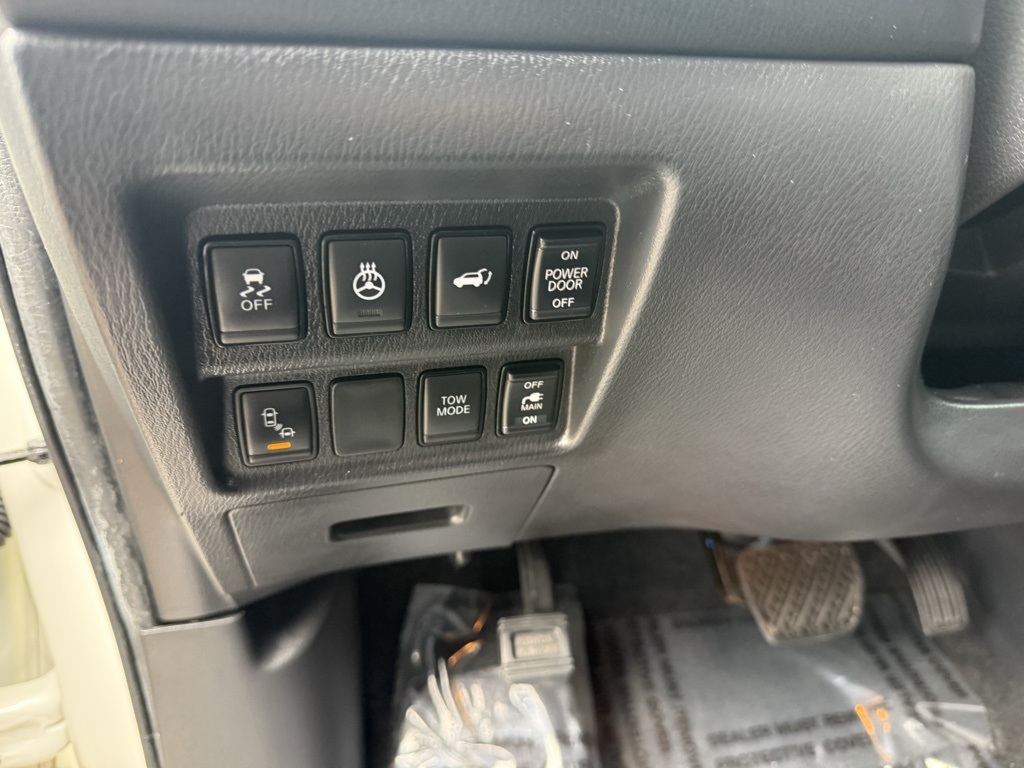 2017 Nissan Pathfinder SL White at Baytown Hyundai