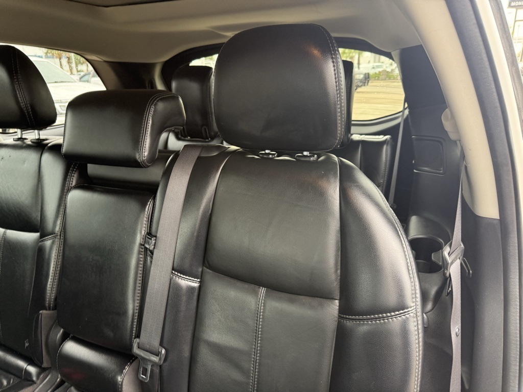 2017 Nissan Pathfinder SL White at Baytown Hyundai