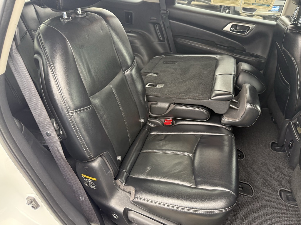 2017 Nissan Pathfinder SL White at Baytown Hyundai