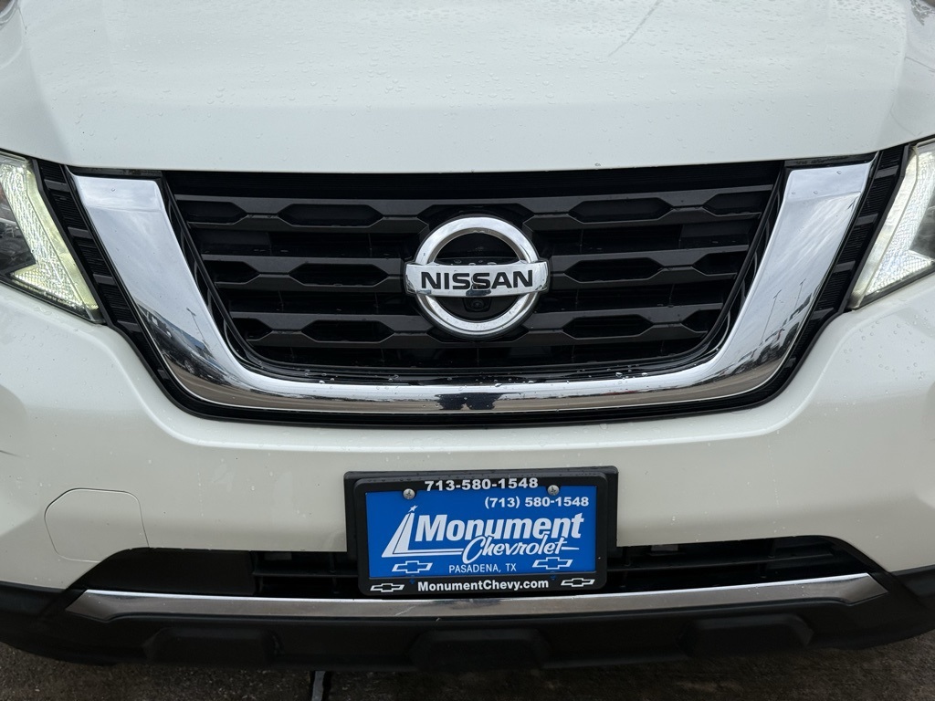 2017 Nissan Pathfinder SL White at Baytown Hyundai
