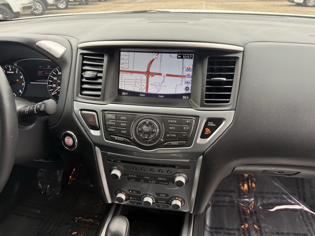 2017 Nissan Pathfinder SL White at Baytown Hyundai