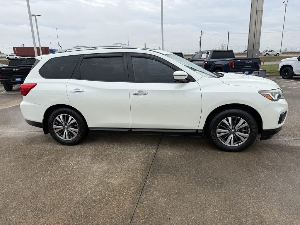 2017 Nissan Pathfinder SL White at Baytown Hyundai