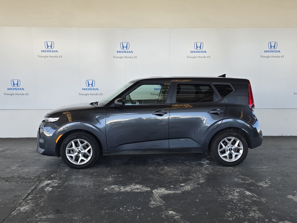 Thumbnail: 2021 Kia Soul - 3