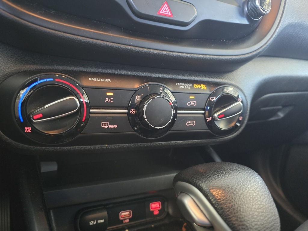 Thumbnail: 2021 Kia Soul - 9