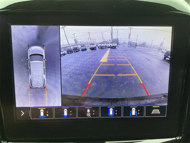 Used Car 2020 Chevrolet Traverse  Premier For Sale Under $30,000 In San Antonio, Texas