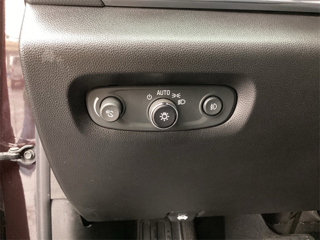 Used Car 2020 Chevrolet Traverse  Premier For Sale Under $30,000 In San Antonio, Texas