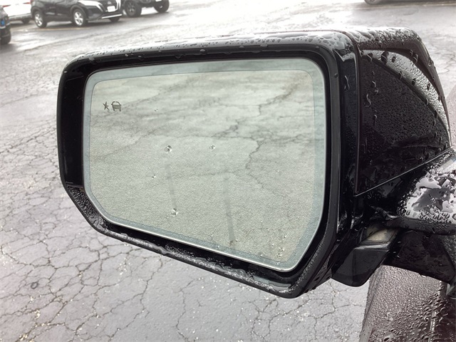 Used Car 2020 Chevrolet Traverse  Premier For Sale Under $30,000 In San Antonio, Texas