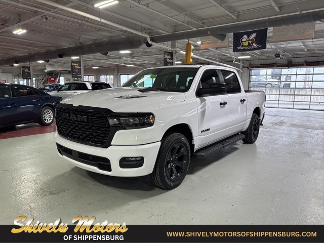 2026 RAM 1500 Express Crew Cab 4WD