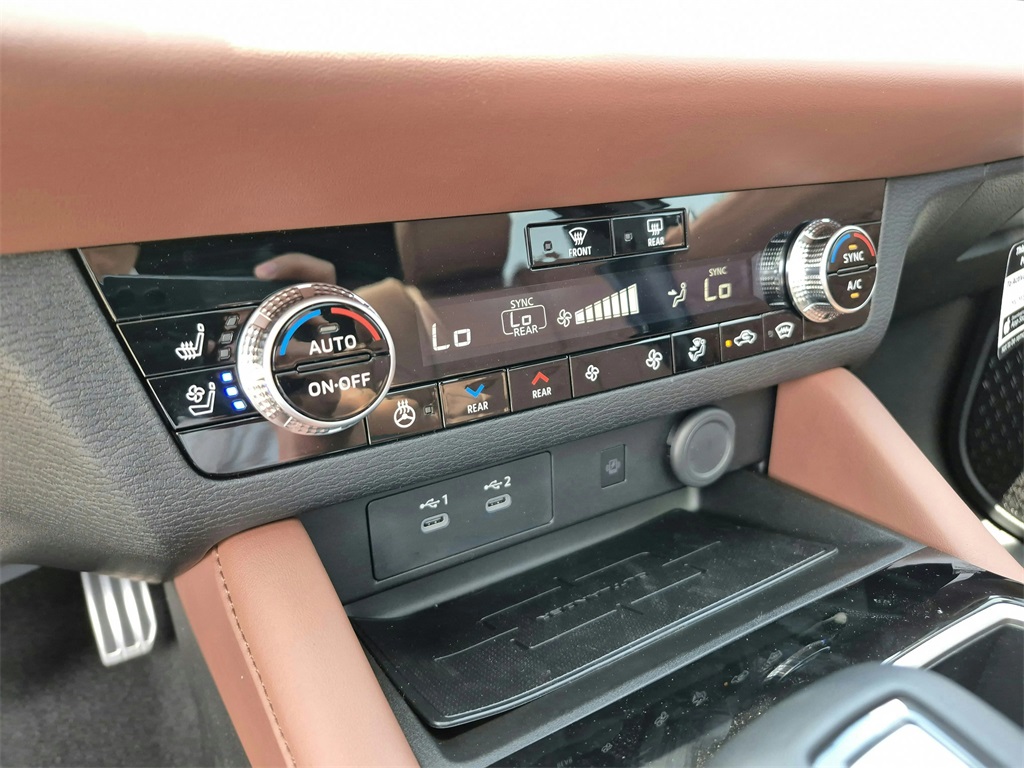 2025 Mitsubishi Outlander SEL Gray at Gullo Toyota