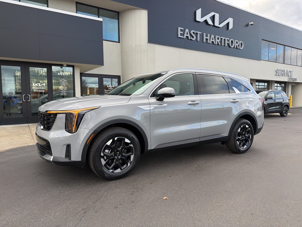 2026 Kia Sorento S's photo