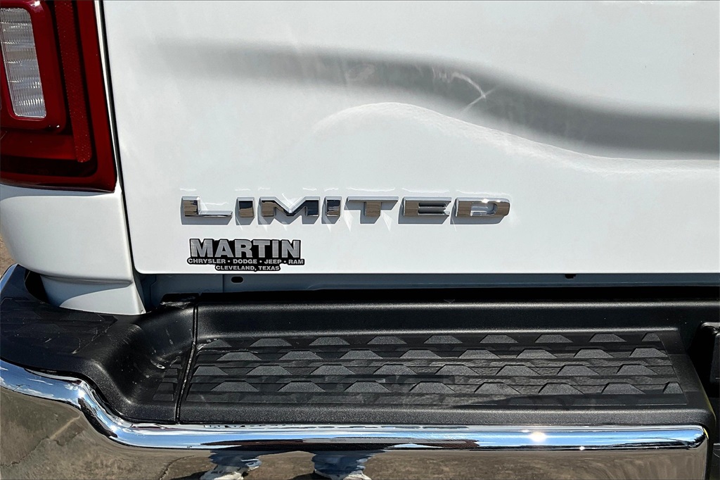 2026 Ram 2500 Limited - 11