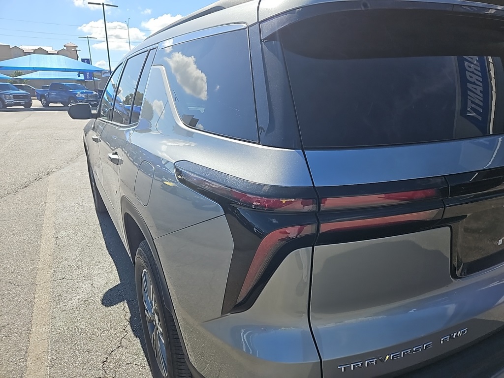 Used Car 2024 Chevrolet Traverse  Lt For Sale Under $50,000 In San Marcos, Texas