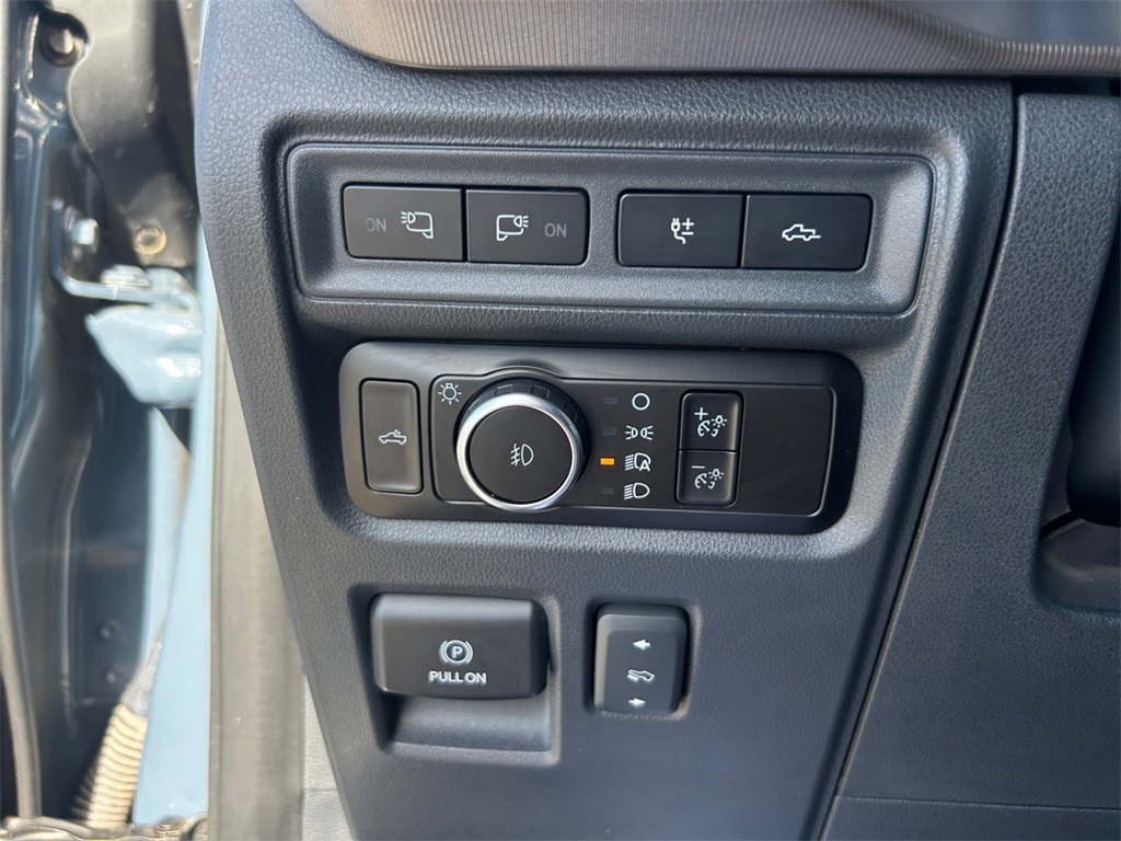 Used Car 2023 Ford F-150  Raptor For Sale Under $80,000 In Floresville, Texas