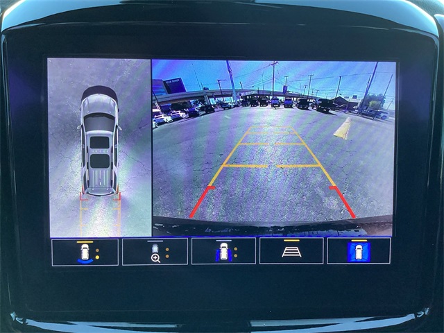 Used Car 2023 Chevrolet Traverse  Lt Leather For Sale Under $30,000 In San Antonio, Texas