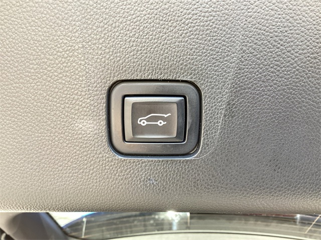 Used Car 2023 Chevrolet Traverse  Lt Leather For Sale Under $30,000 In San Antonio, Texas