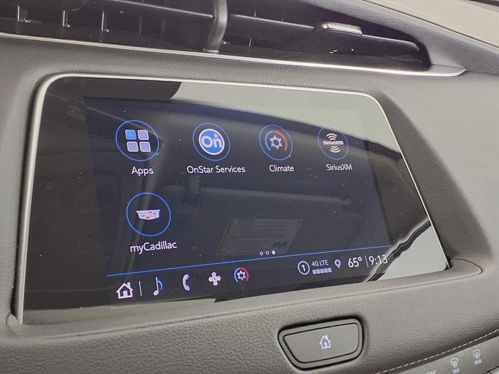 2023 Cadillac XT4 Luxury White at Tom Peacock Cadillac